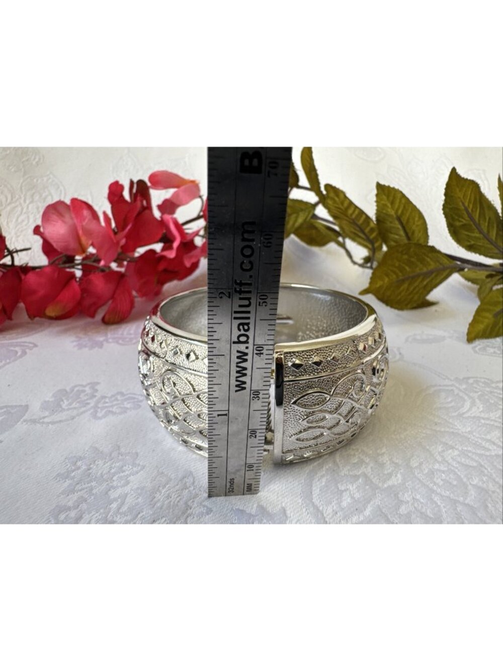 1.5" Wide Hinged Chunky Bracelet Textured Silvertone Cuff Bangle NEW